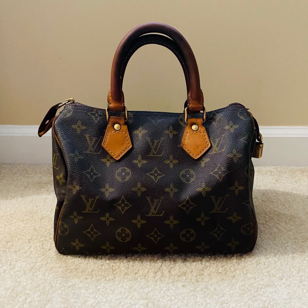 Louis Vuitton Speedy 25 Monogram